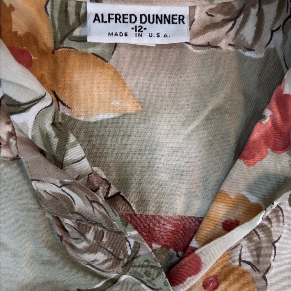 Alfred Dunner Floral Hawaiian Shirt - Picture 3 of 4